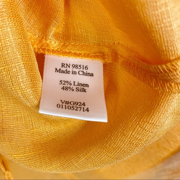 Coldwater Creek Cantaloupe Orange Pleated Front Button Up Top PLarge - Picture 5 of 7